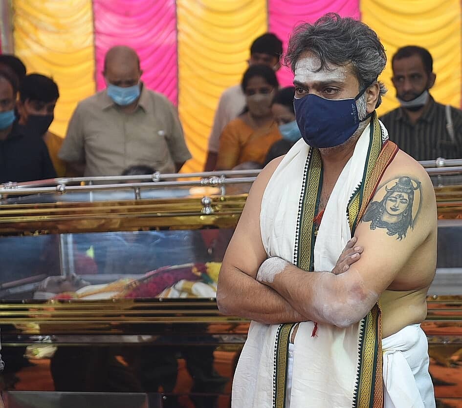 SP Charan tears up while paying musical tribute to SPB in Vijay TV