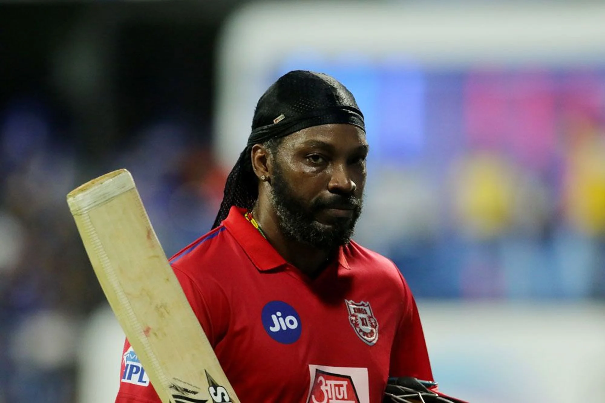 chris gayle wants fans to keep watching ipl2020 despite early end