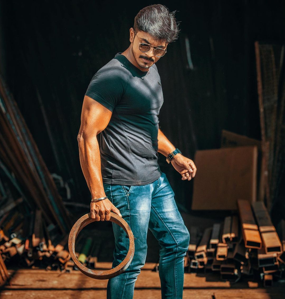 After Suchithra’s wildcard entry in Bigg Boss Tamil 4, this popular Vijay TV actor might be next ft Azeem