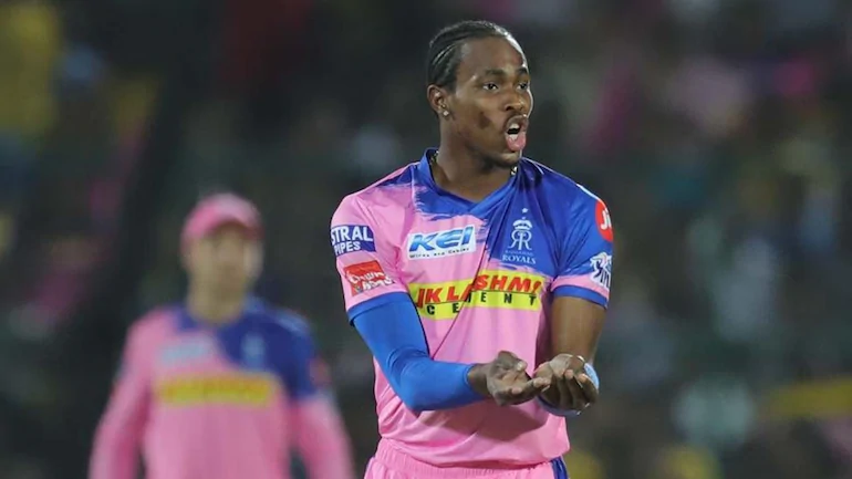 twitter user challenges jofra archer defend 10runs in 1over react