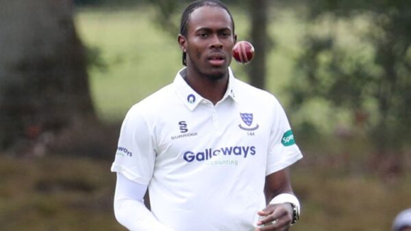 twitter user challenges jofra archer defend 10runs in 1over react