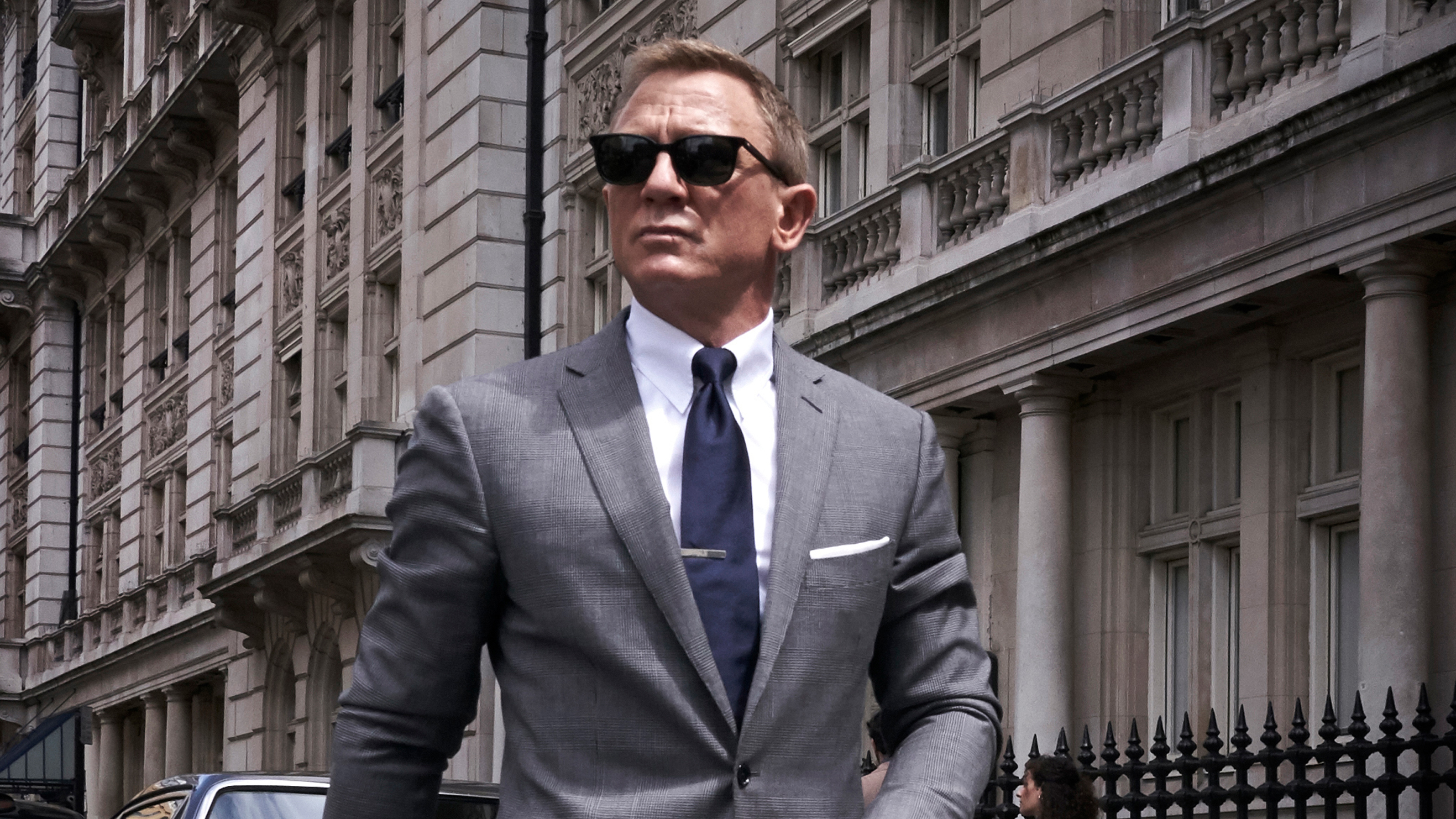 James Bond Daniel Craig not getting replaced by female actor