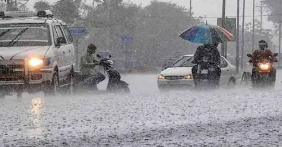 Heavy rain expected in coastal districts, says Meteorological center