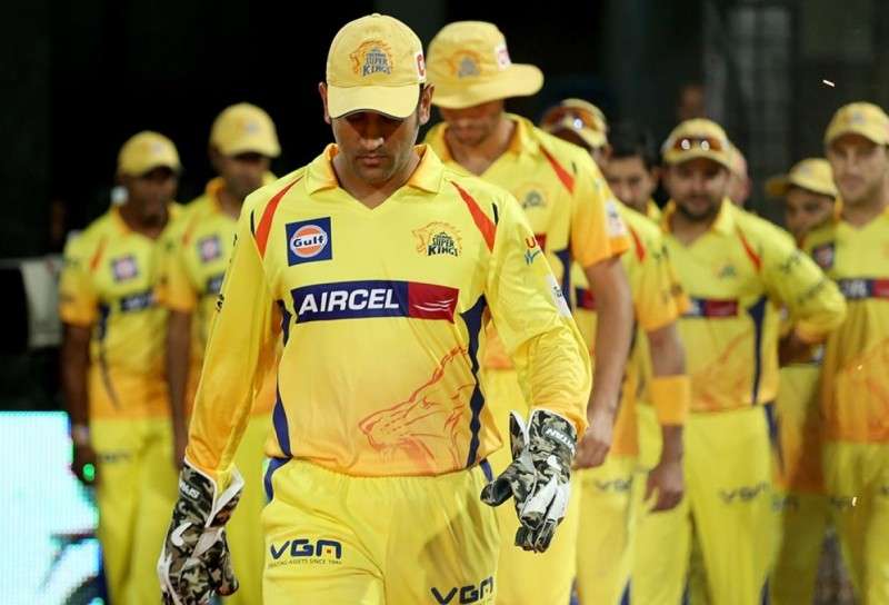 csk captain msdhoni hits gym after return to india from ipl viral