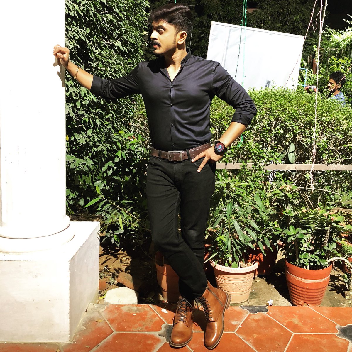 This is why actor Azeem may be confirm Bigg Boss wild card entry