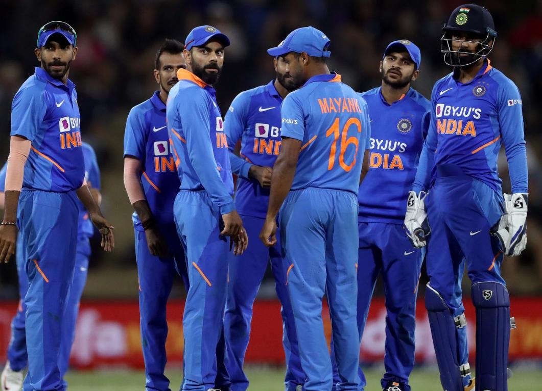 fans slam bcci on twitter for ruining team india jersey ausvind