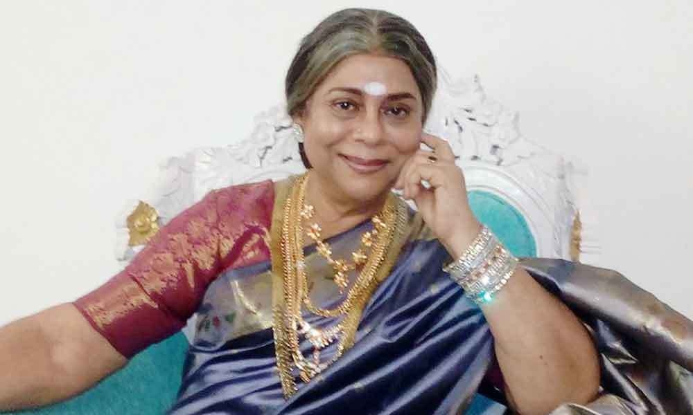Popular Pandian Stores serial actress hospitalised and is under life support ft Kausalya Senthamarai