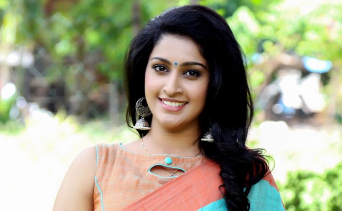 Saloon ft Shiva, Yogi Babu - this actress might play heroine