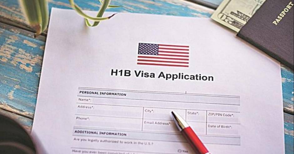 AP couple dupes students of Rs.10 crore over H-1B visa in US