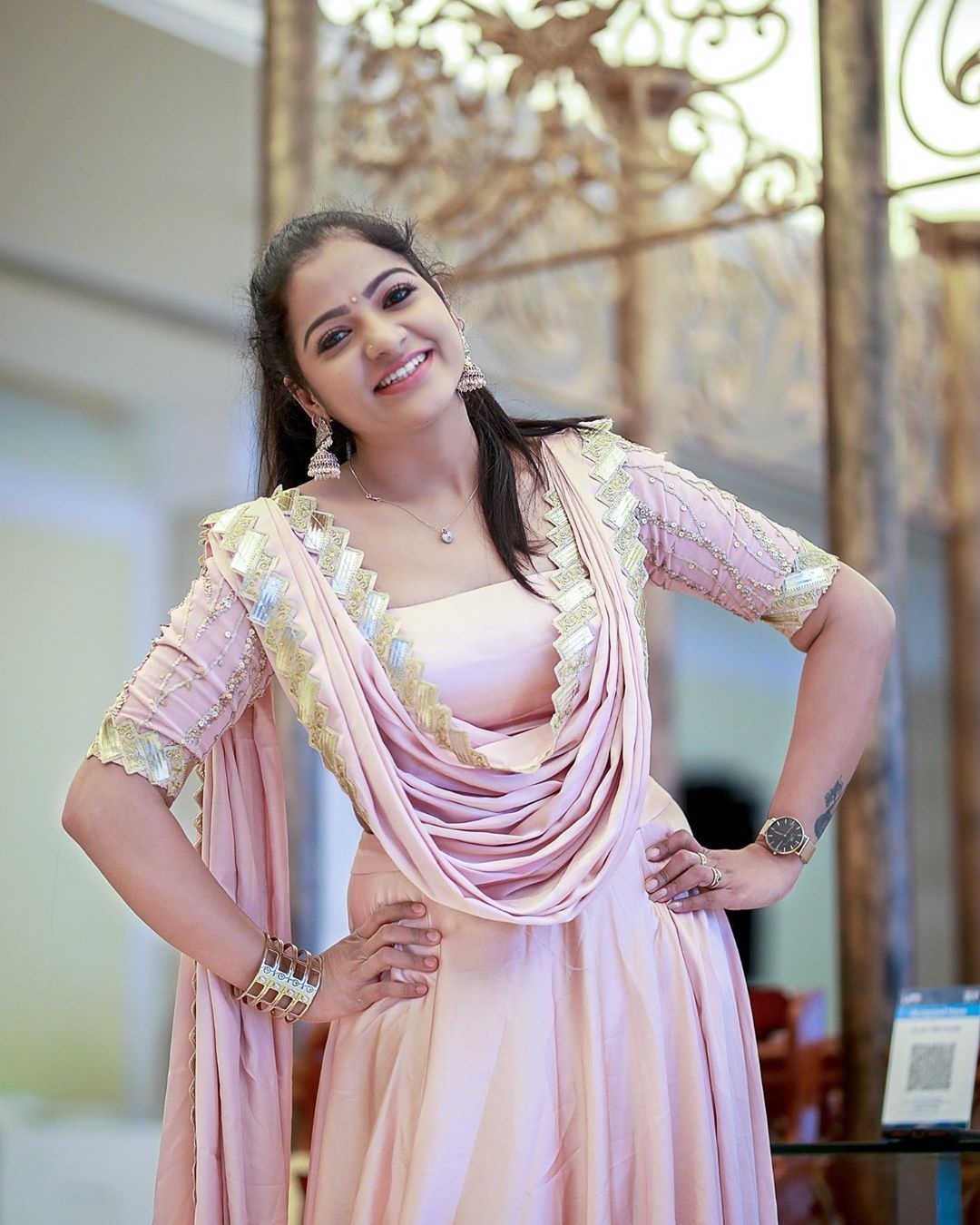 RIP VJ Chitra: Live video from the hospital; celebs and fans break into tears