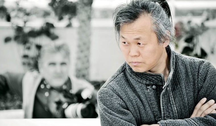 south korean filmmaker kimkiduk passes away due to covid19