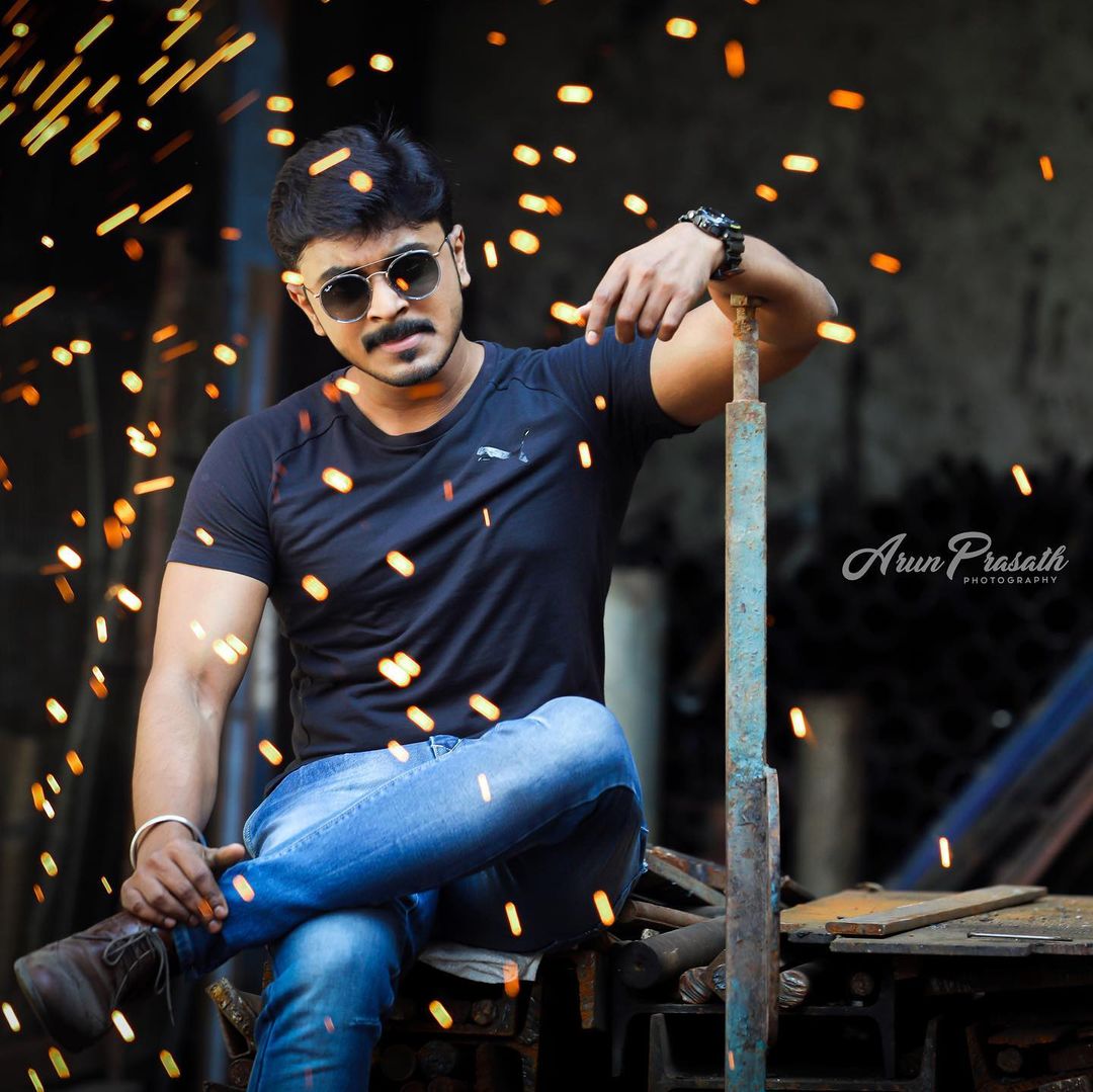 Azeem's latest breaking statement about his Bigg Boss 4 entry is turning heads