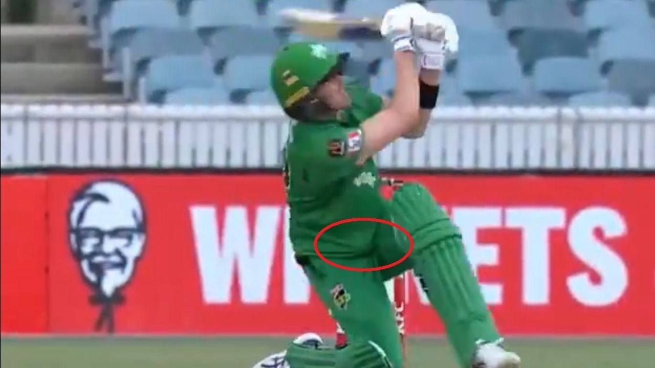 bbl melbourne stars nick larkin takes single ball inside jersey