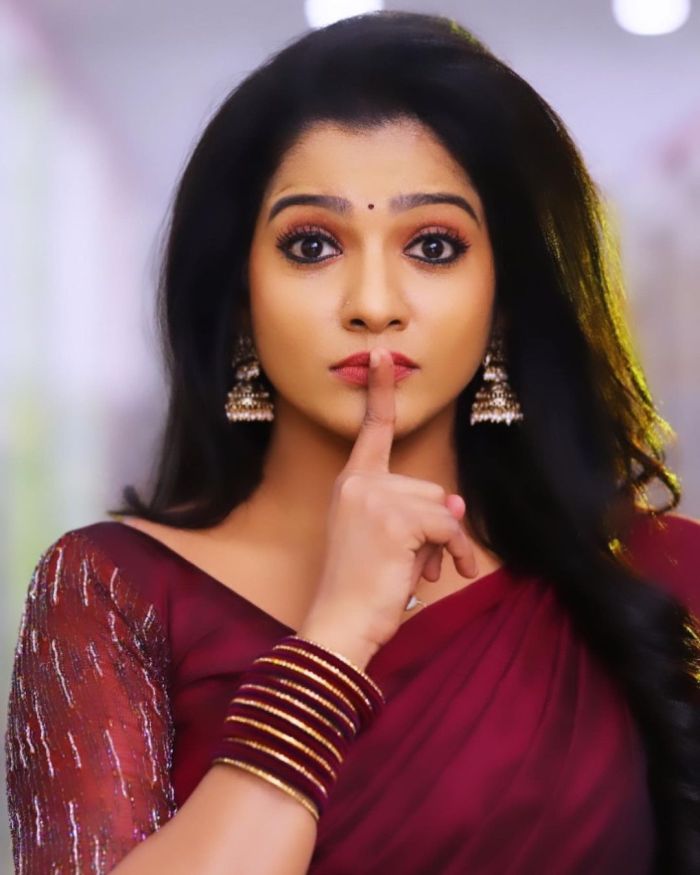 Saravanan Meenatchi Actress Rachitha cries for Chithu and has this to say, viral video