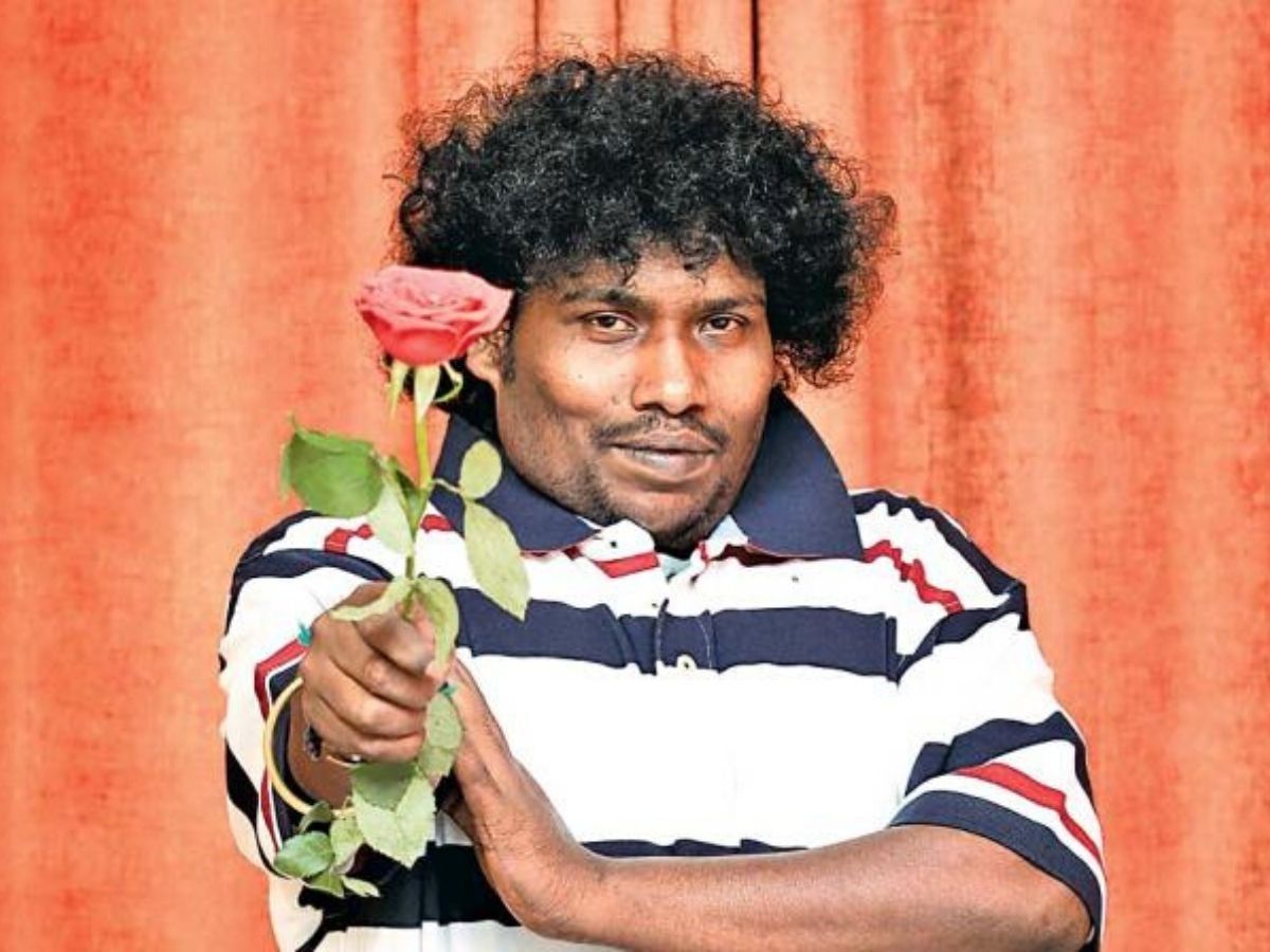 Yogi Babu becomes father to beautiful baby;Fans relay wishes