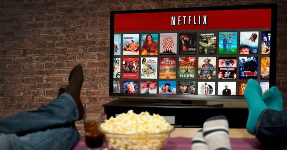 This company is offering Rs 36k to watch Netflix and eat Pizza