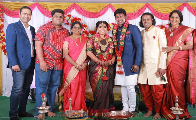 பிரபல நடிகரின் மகனுக்கு திருமண நிச்சயம் | Popular tamil actor's son engagement photos released