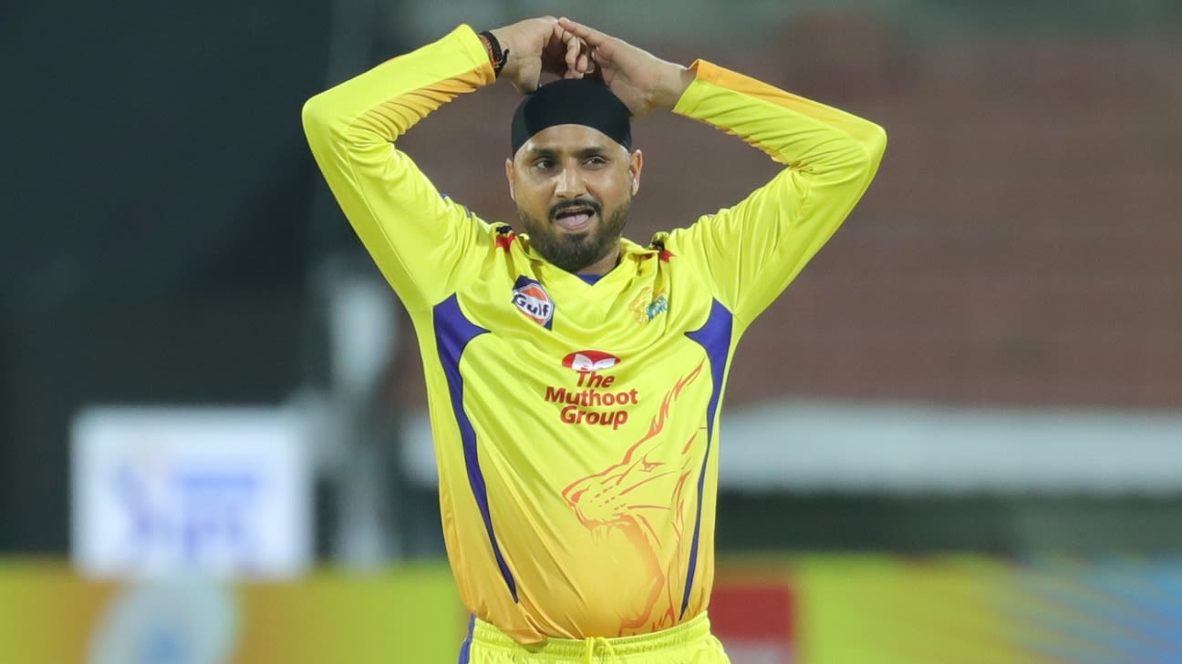 Chennai Super Kings ends contract with Harbhajan Singh
