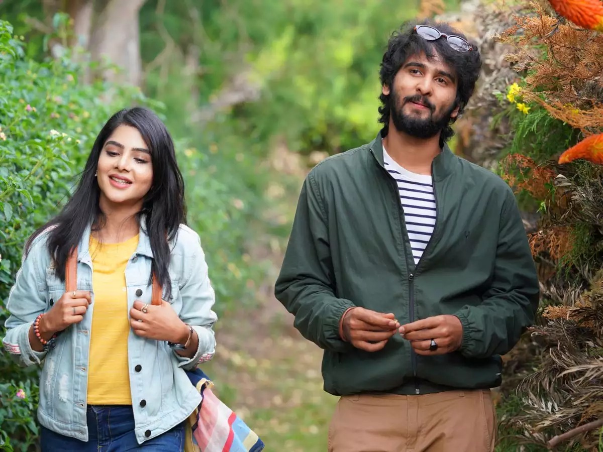 Cooku with Comali fame actress was paired with Shane Nigam in this movie