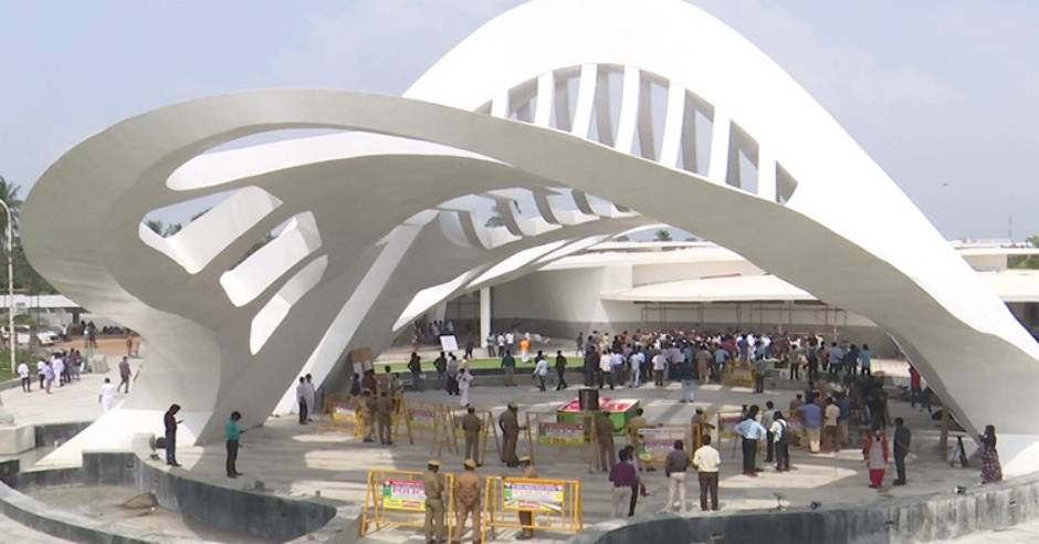 Sellur Raju arranged train for Jayalalithaa memorial opening ceremony