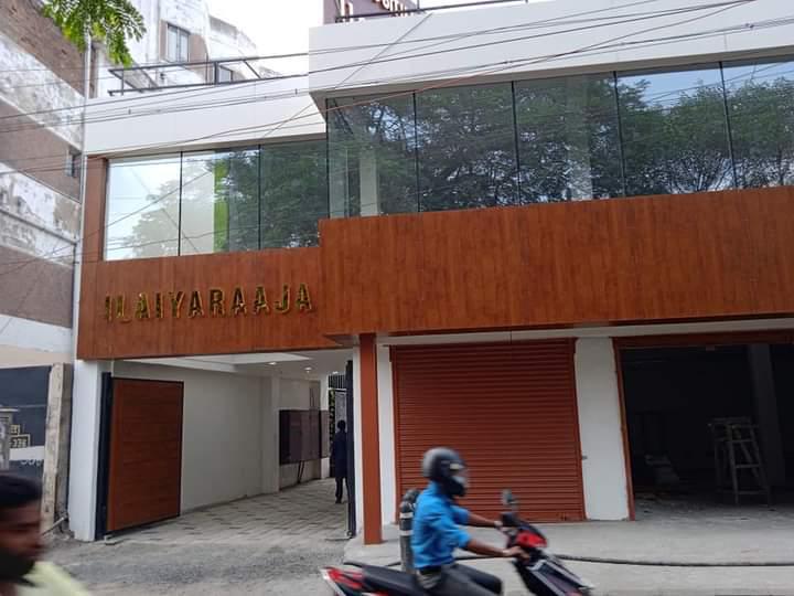 Ilaiyaraaja begins composing at new studio for Vetri Maaran's next ft Soori and Bhavani Sre