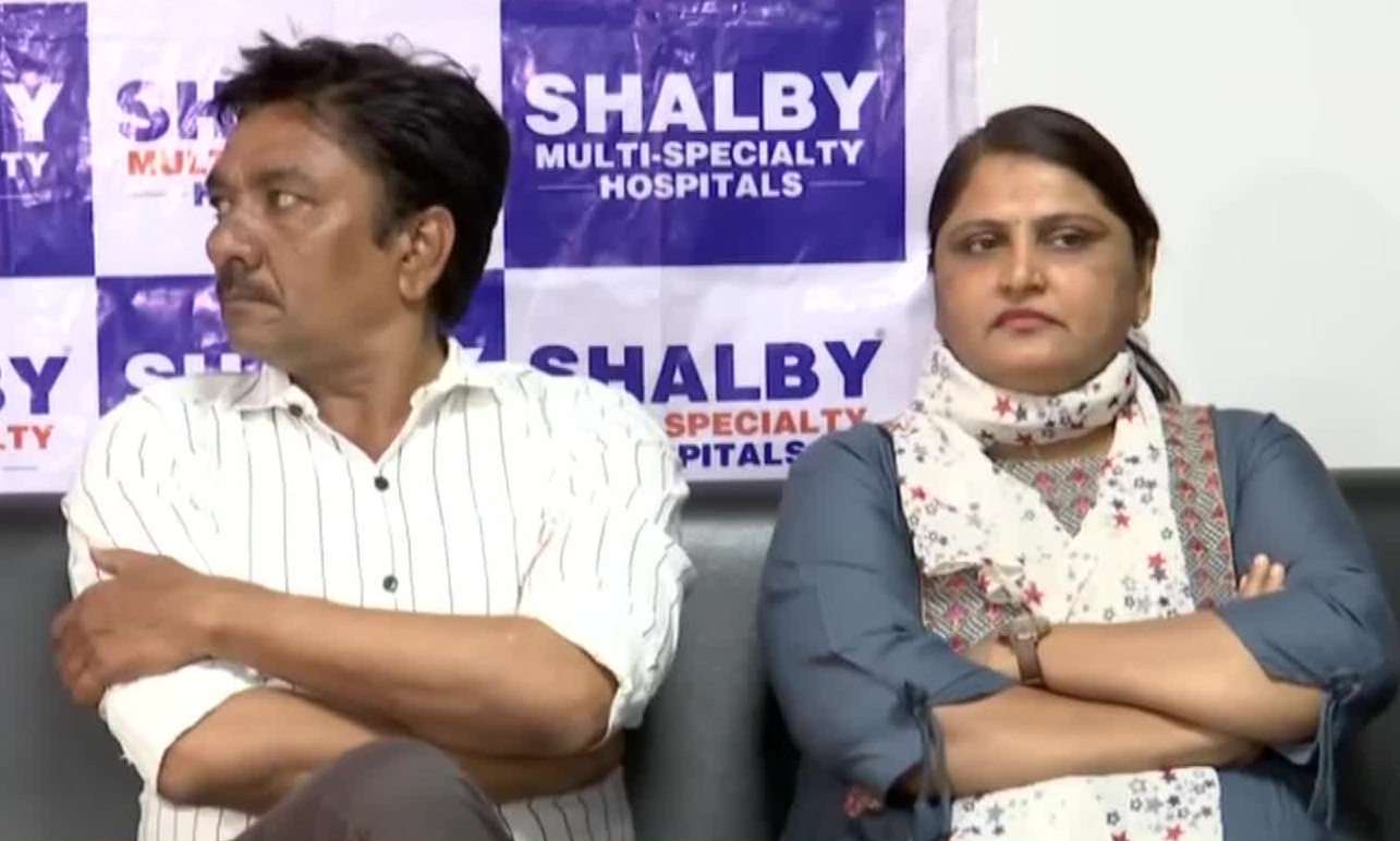 ahmedabad man gifts his wife ailing kidney on valentines day