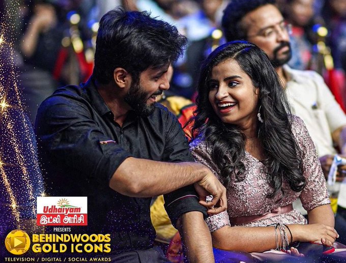 Cook With Comali 2 Ashwin and Sivaangi’s viral dance in Behindwoods Gold Icons 