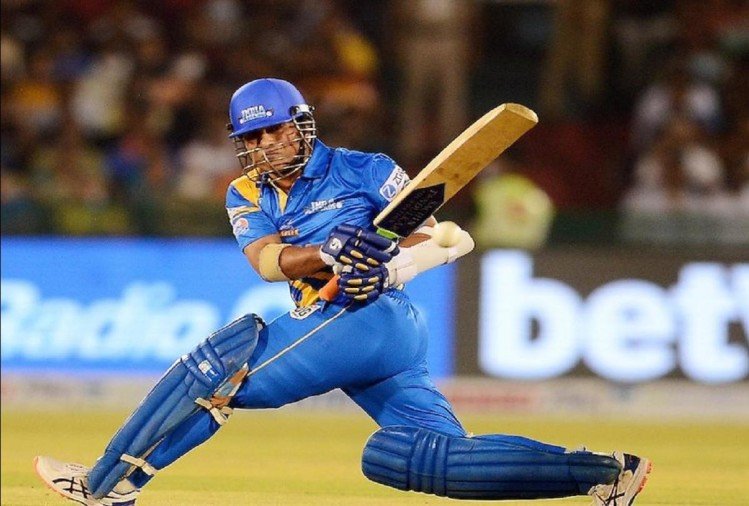 vintage yuvraj singh turns back hits four sixes in an over