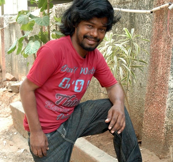 Billa 2 and Renigunta fame actor Theepetti Ganeshan aka Karthik passes away