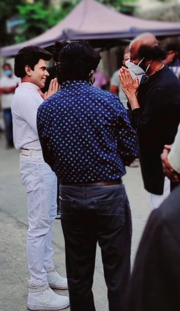 Superstar Rajinikanth Legend Saravanan come face to face 