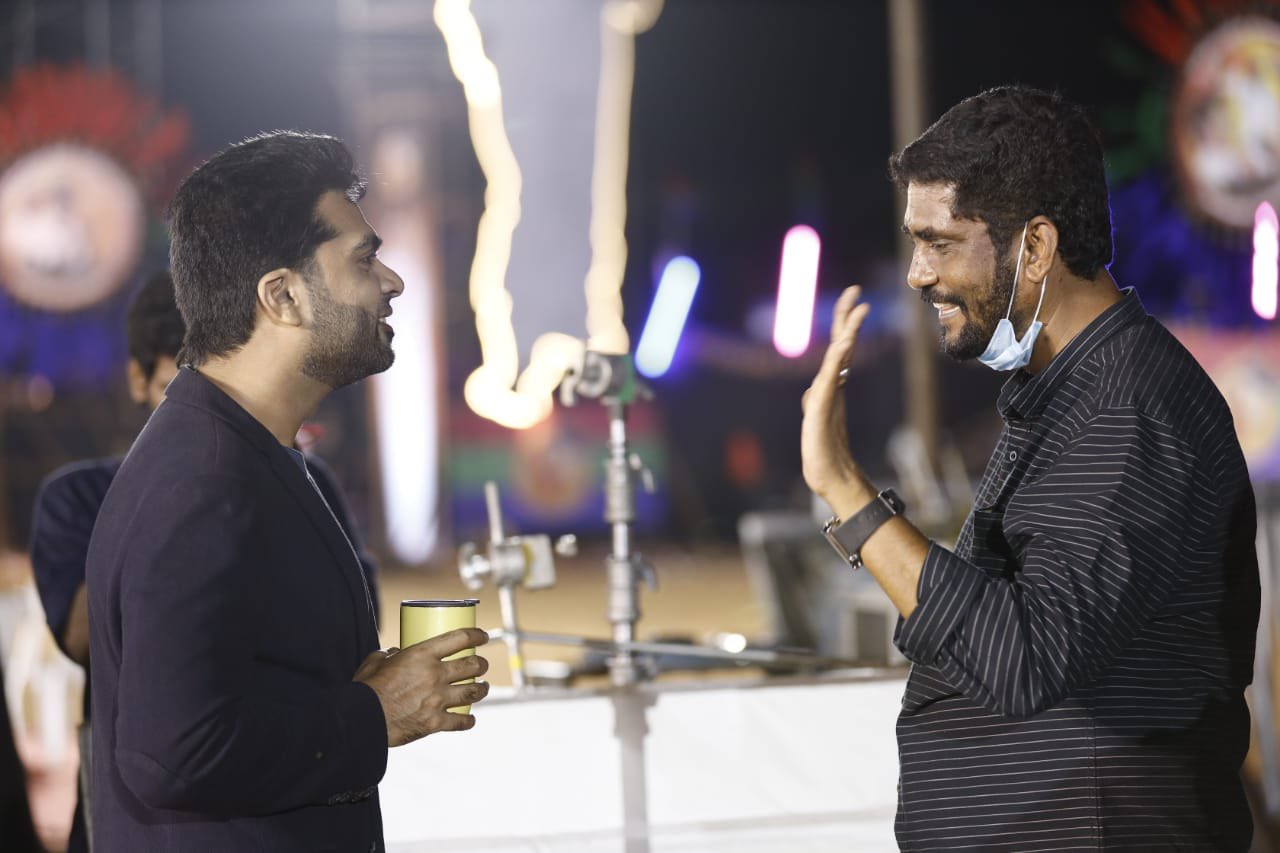 New pics from STR and Venkat Prabhu’s Maanaaddu shooting spot is going viral