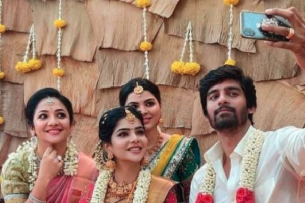 Pavithra Sudharshan Viral Wedding Pose Pugazh fans shock