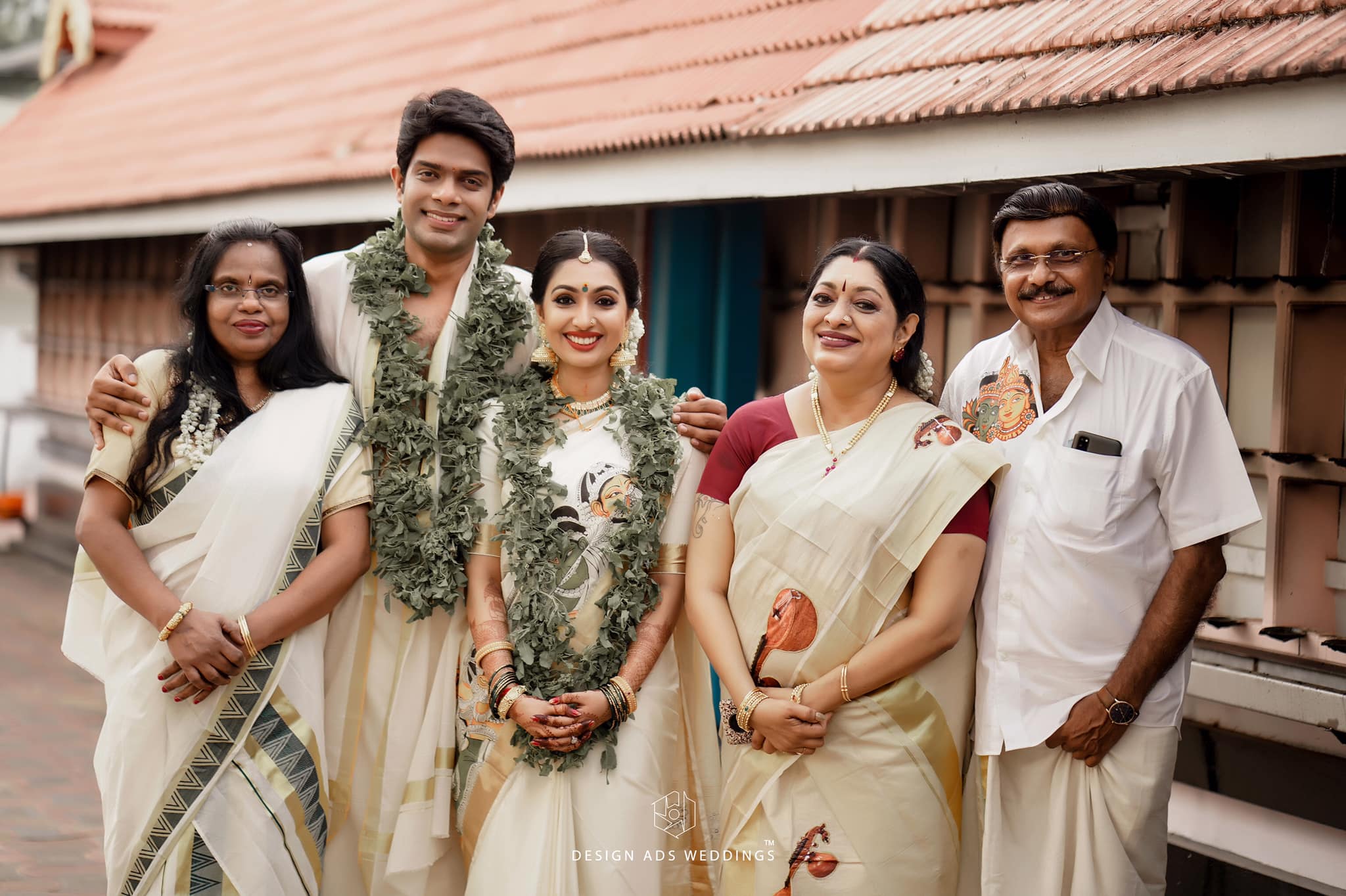 Popular actress gets married to the love of her life in a dreamy ceremony; viral pics Utthara Unni