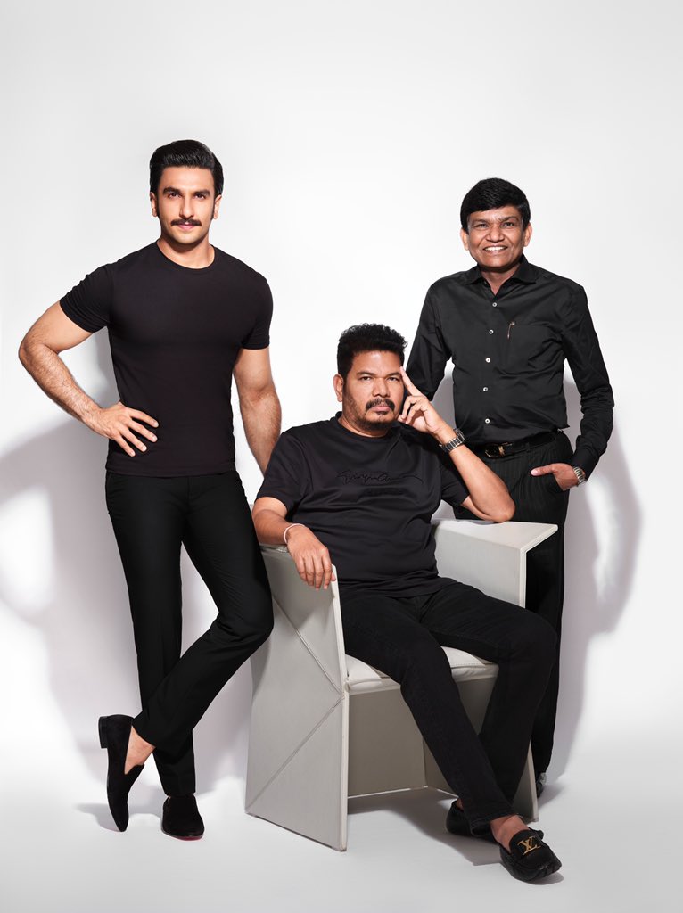 Shankar posts about his latest hero Ranveer Singh