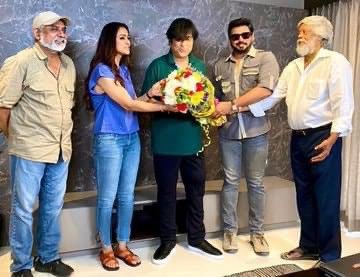 Simran reacts to popular actor joining shoot of Prashanth’s ANDHAGAN