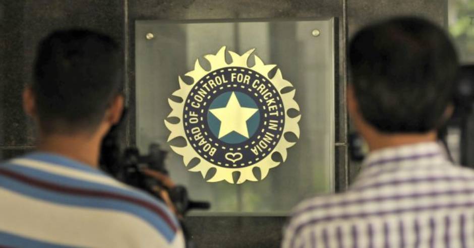 BCCI set to losses of over Rs2000 crore due to IPL 2021 postponement