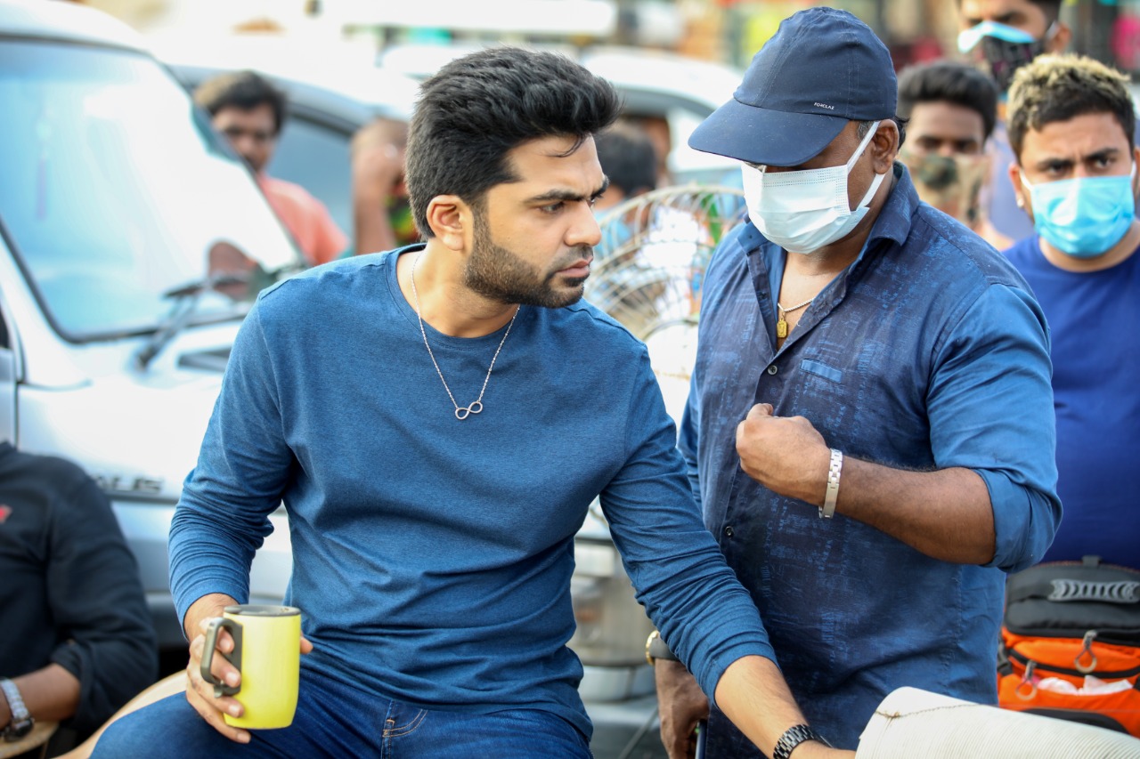 STR's brand-new stills from Maanaadu location are going viral
