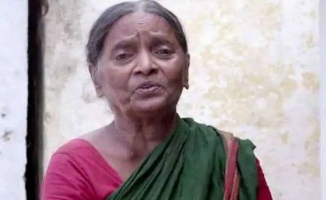 Popular Telugu actress in extreme poverty Forced to sell awards