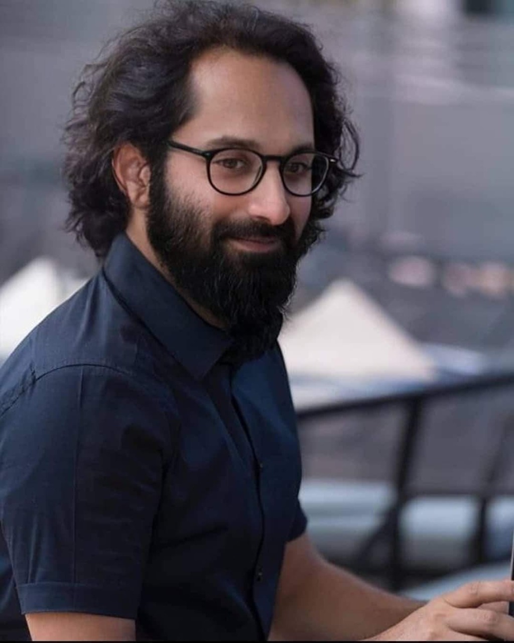 Fahadh Faasil’s new stylish long haired look is going viral in social media