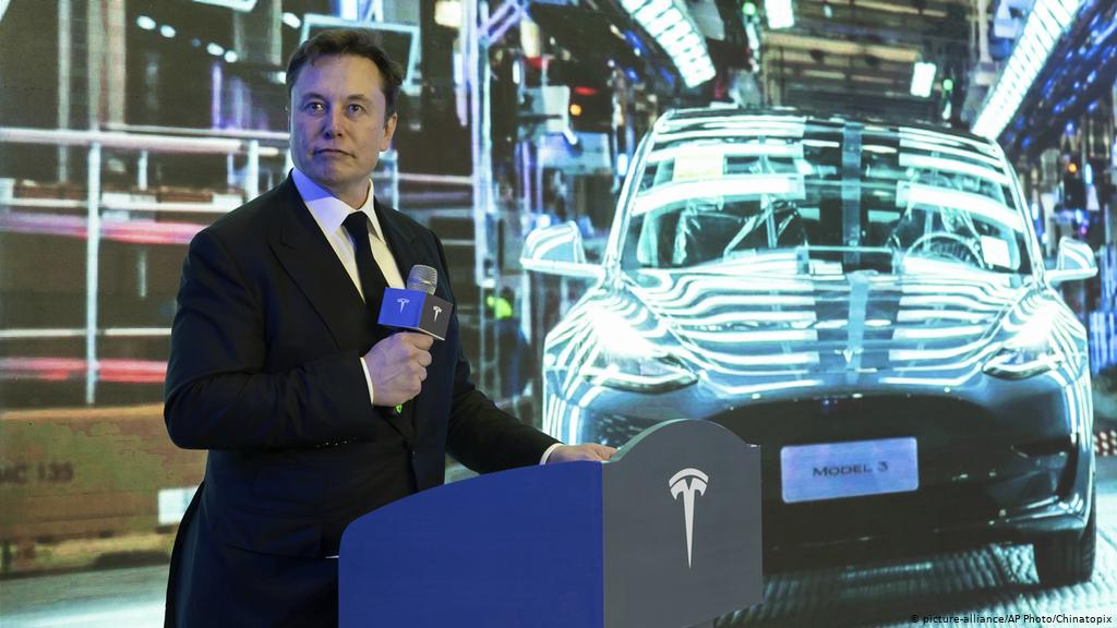 Elon Musk files trademark paperwork for Tesla restaurant concept