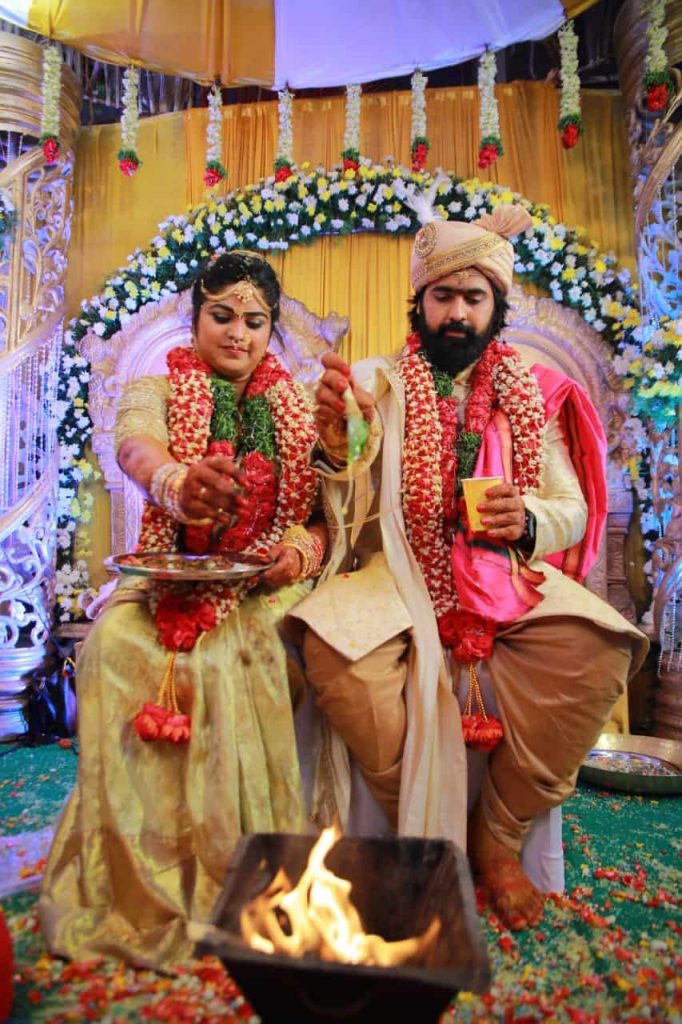 This young hero gets married to the love of his life; viral wedding pics ft Ashish Gandhi
