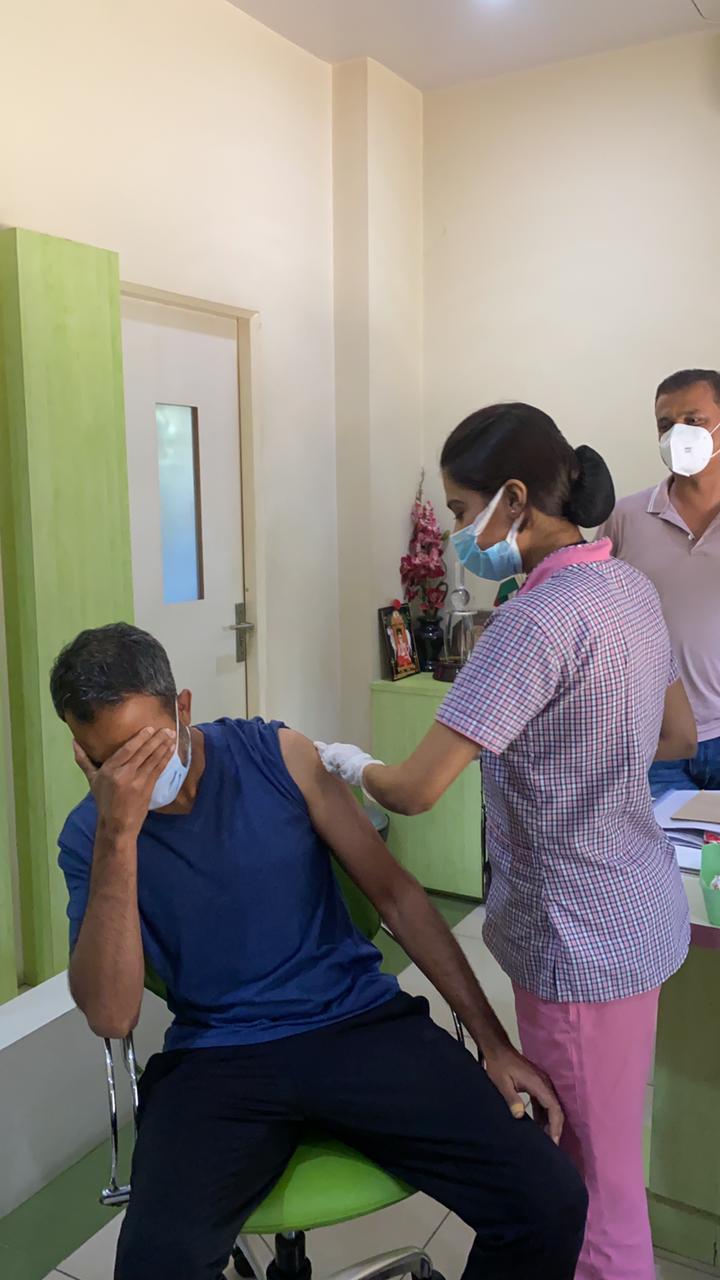 Fans troll KGF director Prashanth Neel for his latest photo