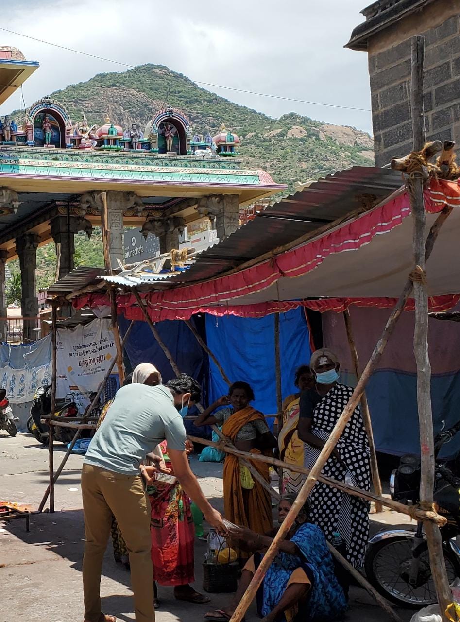 What Aari is doing during the lockdown is sure to move you