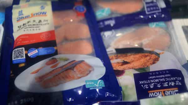 China suspends import of frozen seafood from Indian firms 