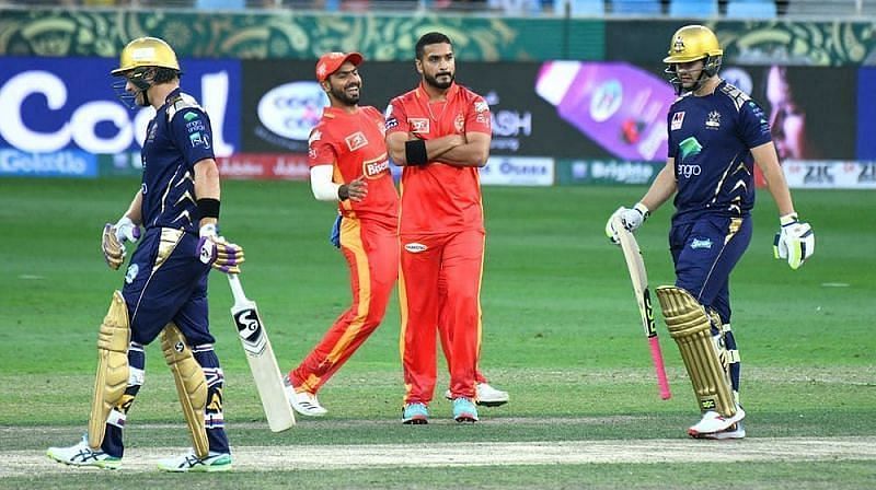 Russell stretchered off after being hit by bouncer in PSL match