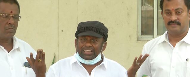 Actor Senthil complaints against fake Twitter profile