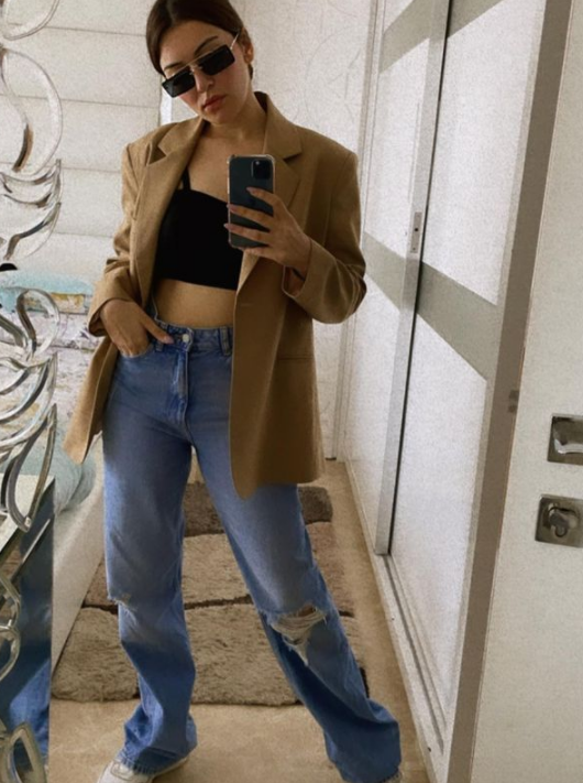 Hansika Motwani's special lockdown routine is full of love and colour - Check out