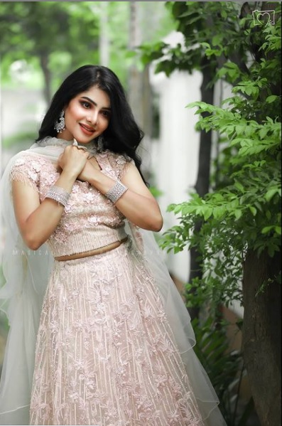 This Cook With Comali 2 actor wished Pavithra Lakshmi on her birthday exactly at 12 ft Pugazh