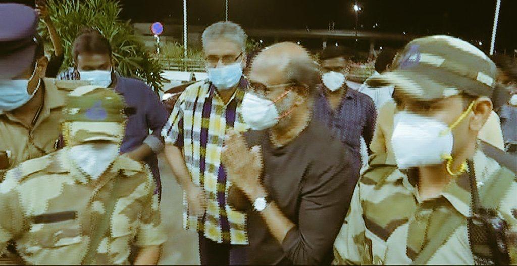 Superstar Rajinikanth jets off to US; pics take the Internet by storm