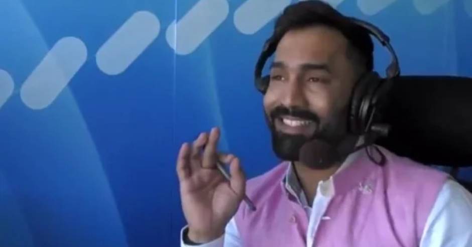 Dinesh Karthik apologises for sexist comment during commentary